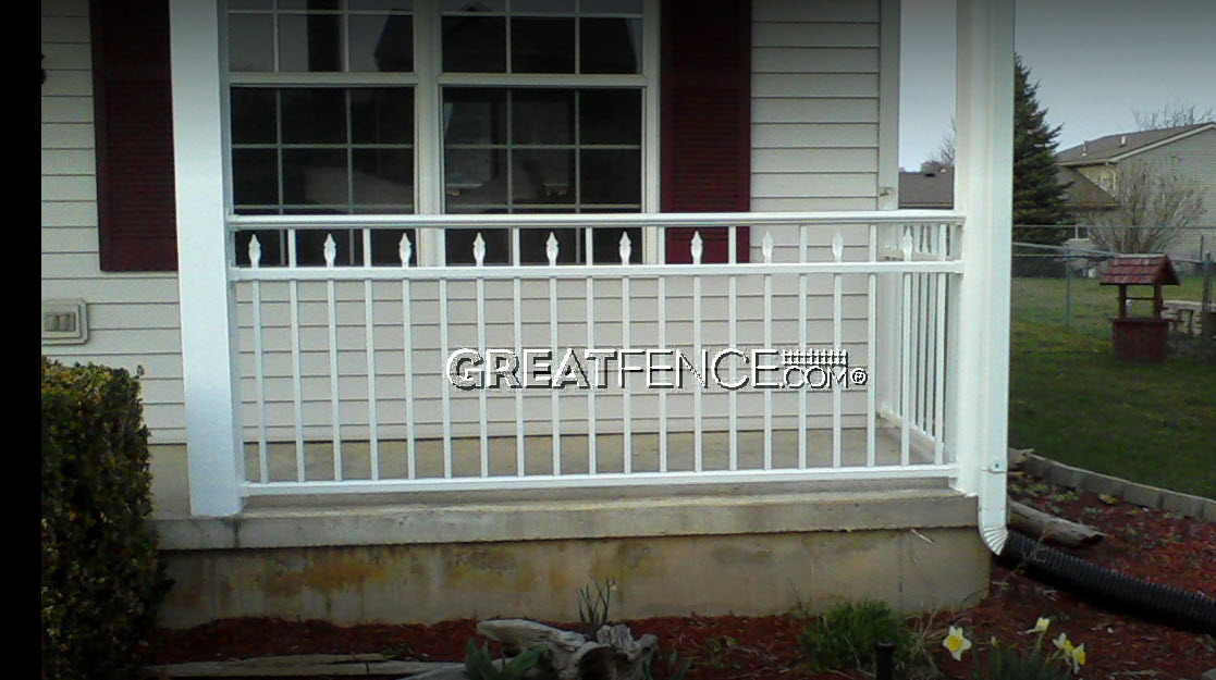 Deck Railing Panel - Style 3 with Spears in WHITE