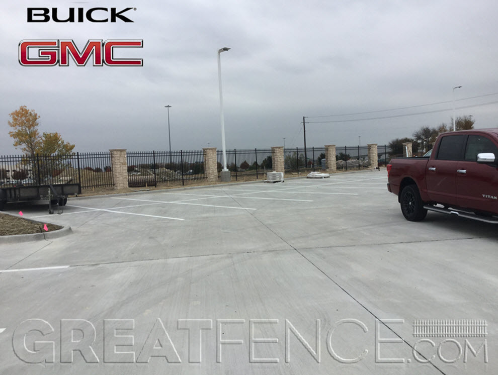 Buick Car Dealership Aluminum Fence: Commercial Style 1