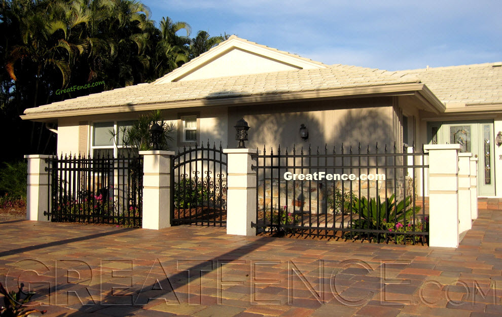 Bronze Aluminum Fence - STYLE 2