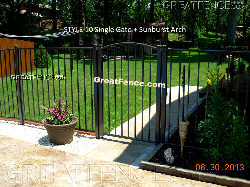 Aluminum Gate - STYLE 10 with sunburst arch