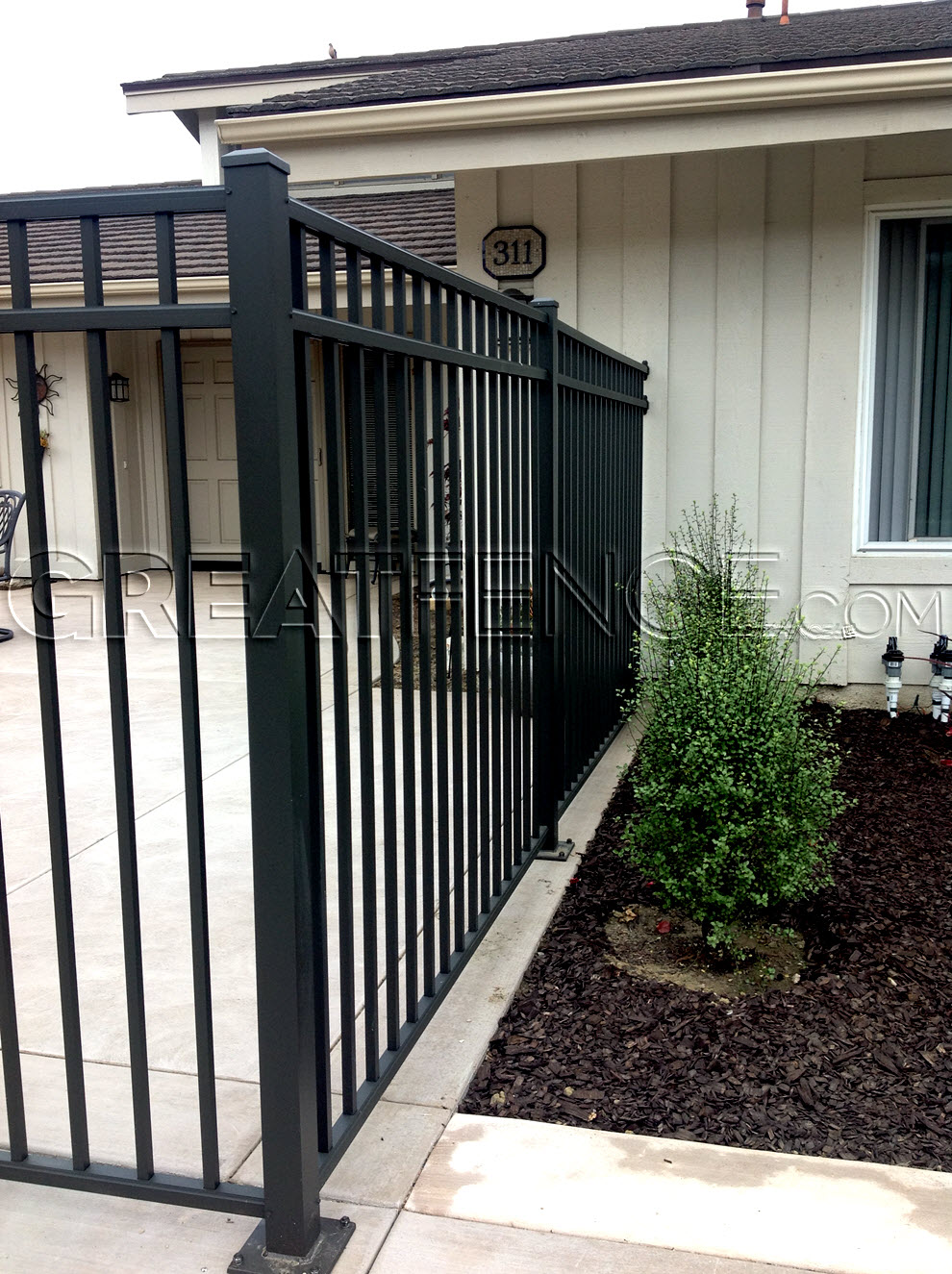 Residential Aluminum Fence - STYLE 9 with welded plated posts