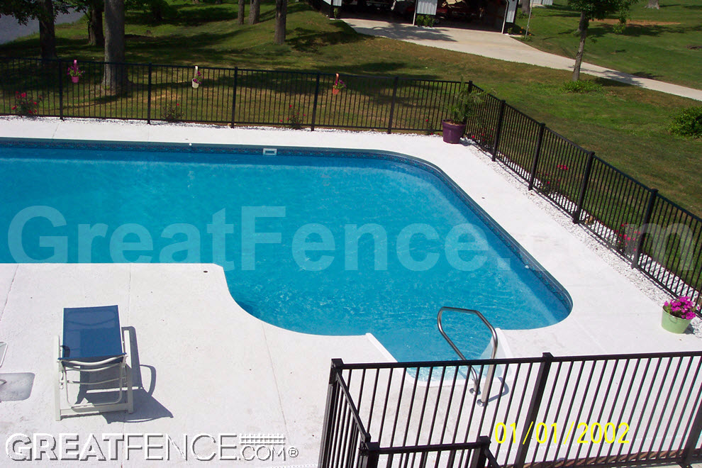 2025 black swimming pool fence